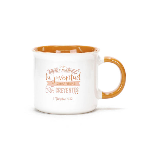 Image of Taza 18 OZ Colección Valiente Ninguno Tenga en Poco tu Juventud