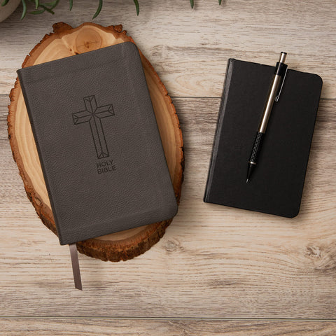 Image of NKJV, Thinline Bible, Compact, Leathersoft, Black, Red Letter, Comfort Print: Holy Bible, New King James Version