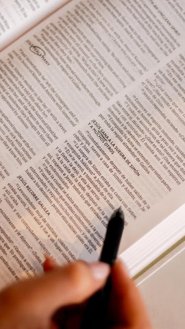 Image of Biblia ESV/NBLA Bilingüe Tapa dura