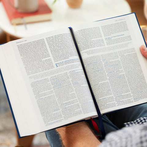 Image of LSB MACARTHUR STUDY BIBLE 2ND EDITION: UNLEASHING GOD'S TRUTH ONE VERSE AT A TIME (BLACK GENUINE LEATHER, COMFORT PRINT, THUMB INDEXED)