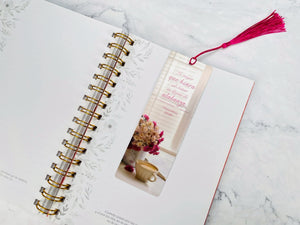 Marcador de Libro con Tassel. La Mujer que Honra