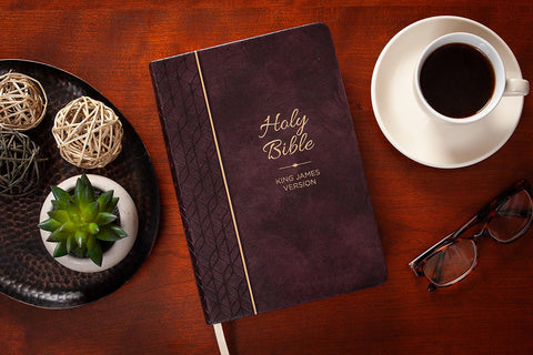 Image of KJV HOLY BIBLE: MAROON (BURGUNDY), GIANT PRINT (14 PT) - THUMB INDEXED, FAUX LEATHER