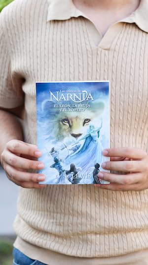 El León, la Bruja y el Ropero