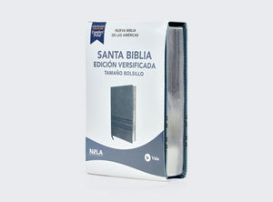 Biblia NBLA Edición Versificada Tamaño Bolsillo Piel Gris Palabras de Jesús en Rojo Comfort Print