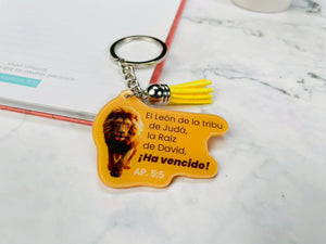 Llavero Acrílico con Tassel. El León de la Tribu de Judá