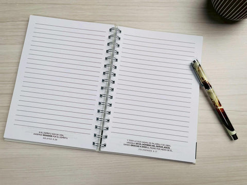 Image of PACK LIBRETA Y BOLIGRAFO. NUEVAS FUERZAS