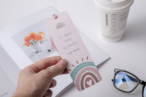 Image of Marcador de Libro con Ribbon El Amor Todo lo Puede